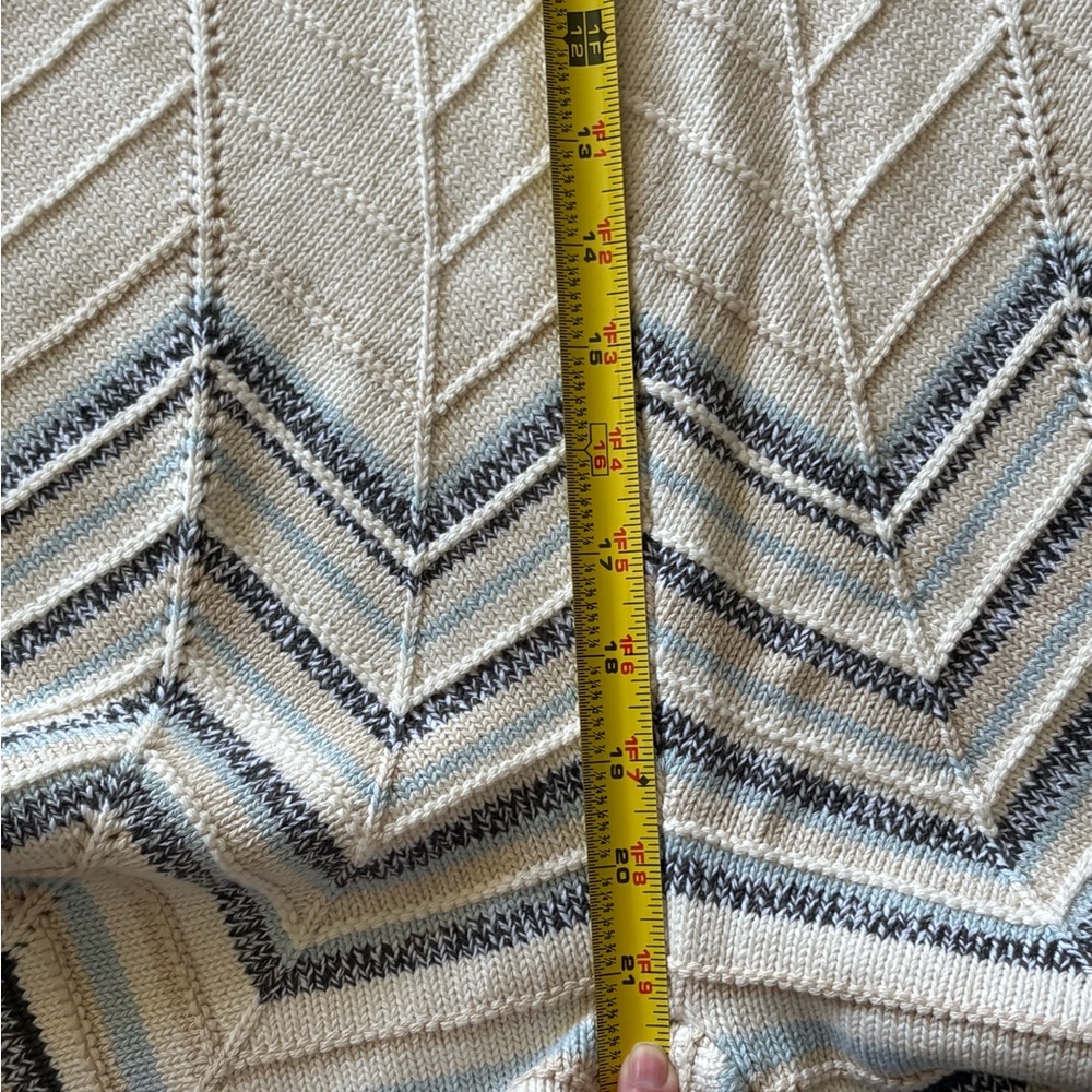 NWT American Eagle Cream -Blue Chevron Crochet Beach Halter Romper Shorts XL - Picture 5 of 7
